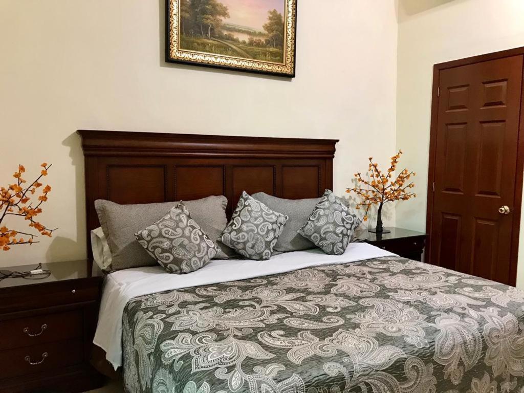 Hotel Casona Misiones Керетаро Экстерьер фото
