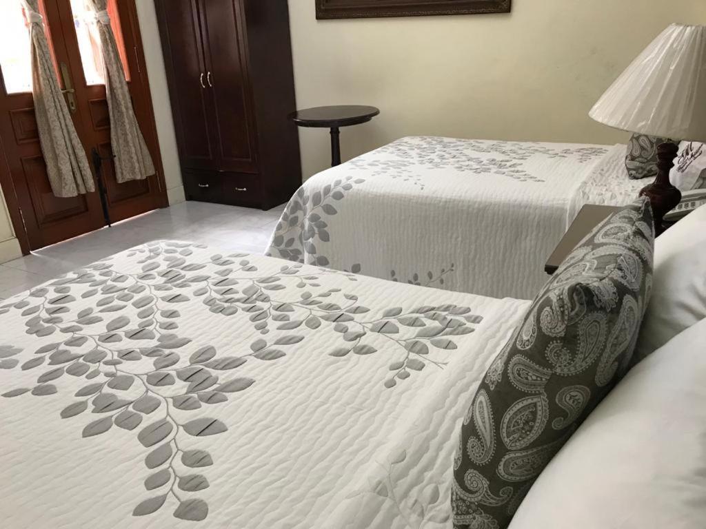 Hotel Casona Misiones Керетаро Экстерьер фото