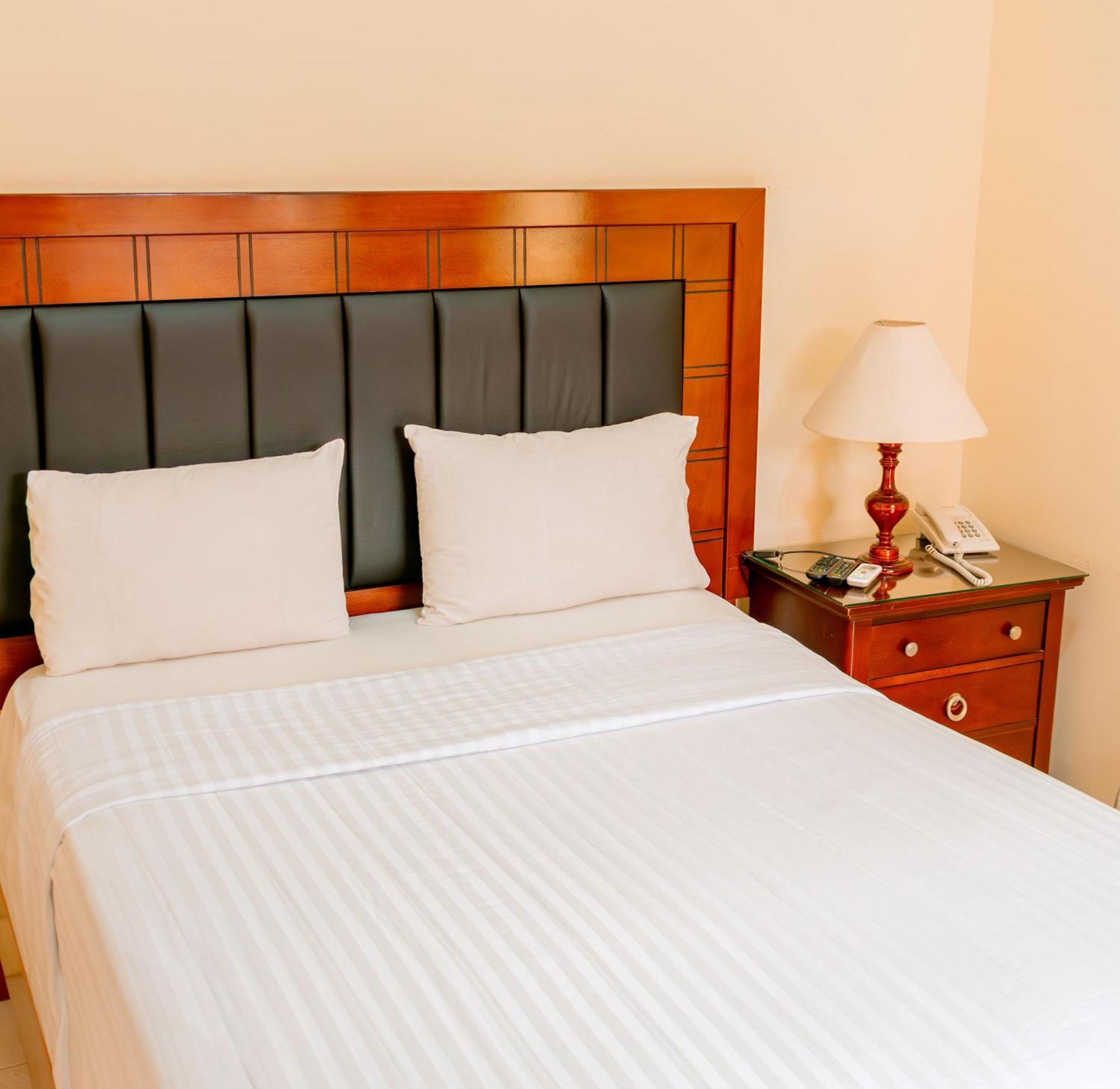 Hotel Casona Misiones Керетаро Экстерьер фото