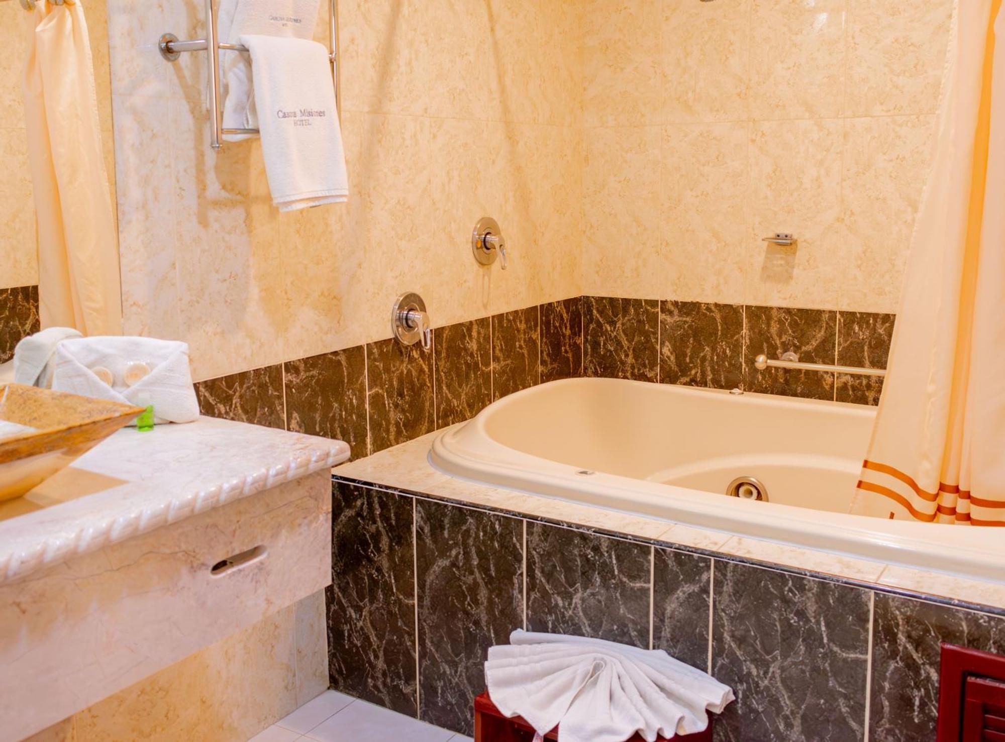 Hotel Casona Misiones Керетаро Экстерьер фото