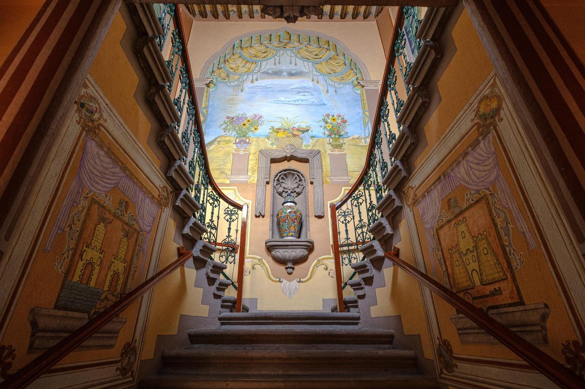 Hotel Casona Misiones Керетаро Экстерьер фото