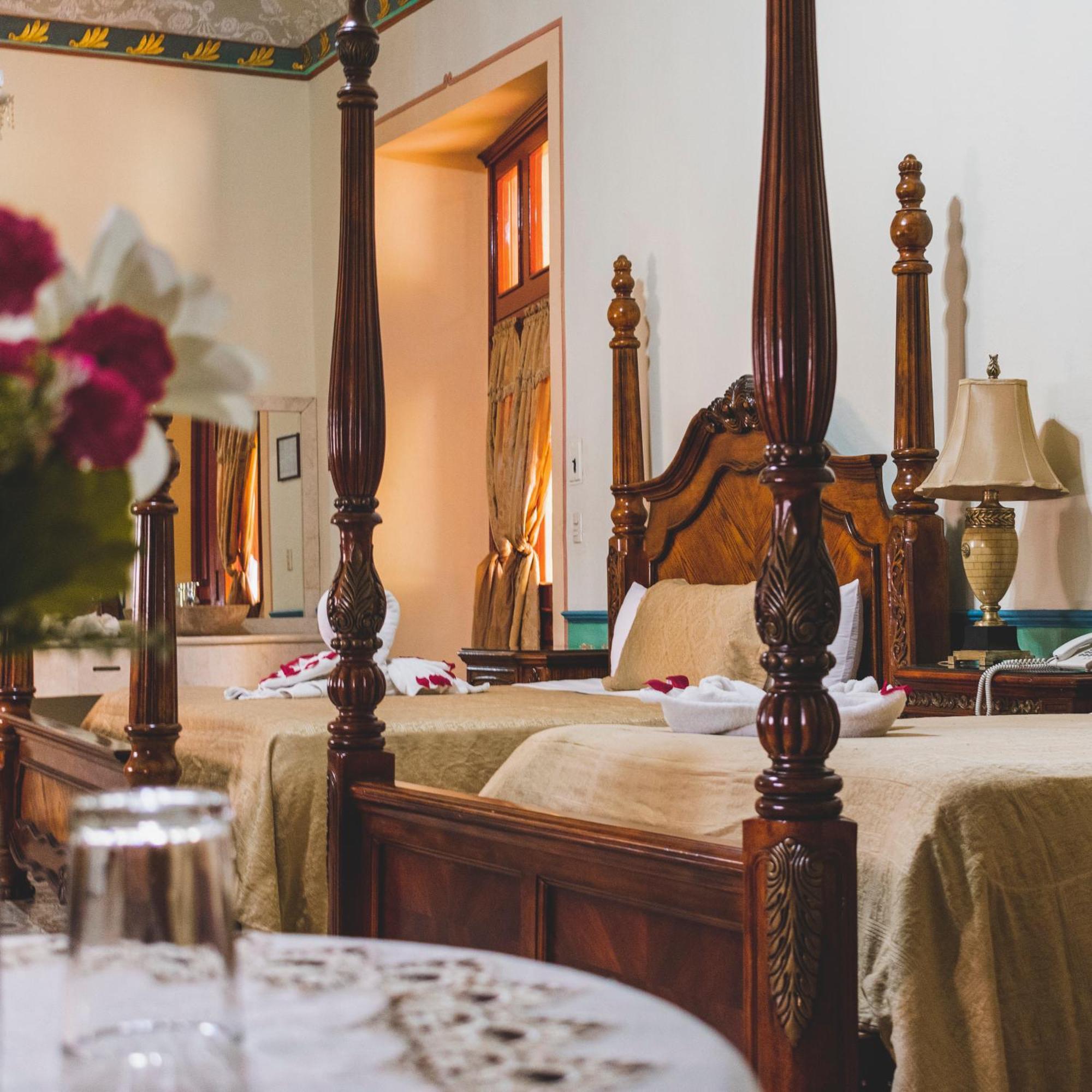 Hotel Casona Misiones Керетаро Экстерьер фото